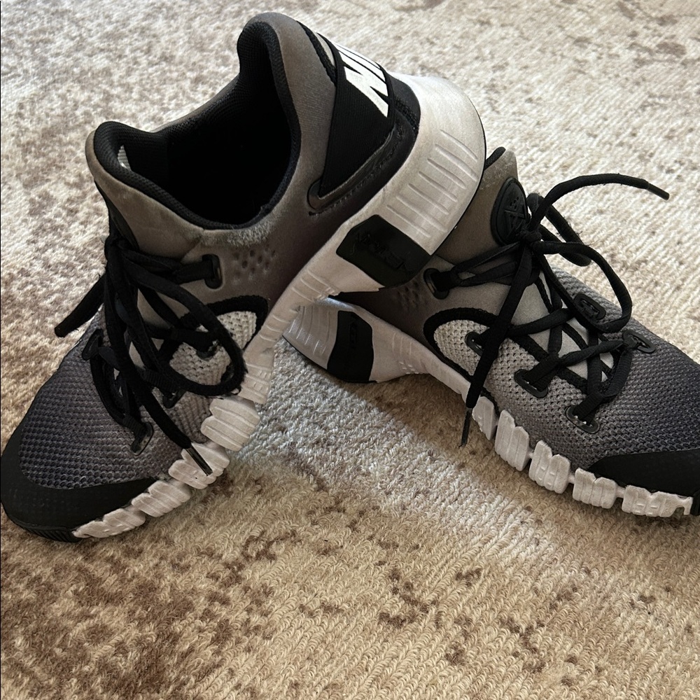 Nike Metcon women’s 7.5
